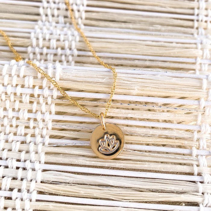 Tiny Lotus Necklace gold - Blooming Lotus Necklace